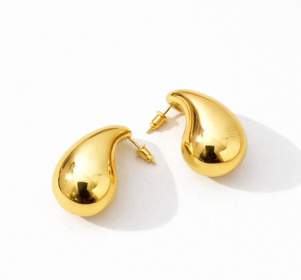 Solid Drop Style Ear Studs Gold / Silver